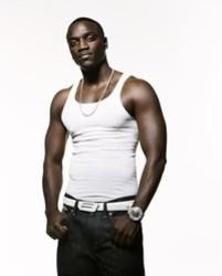 Baixar Akon toques para celular grátis.